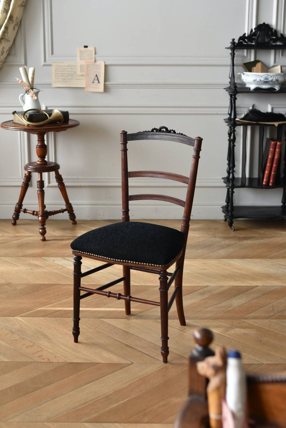 売り込み フランスアンティーク♡リボン生地 布 椅子 アンティークチェア スツール