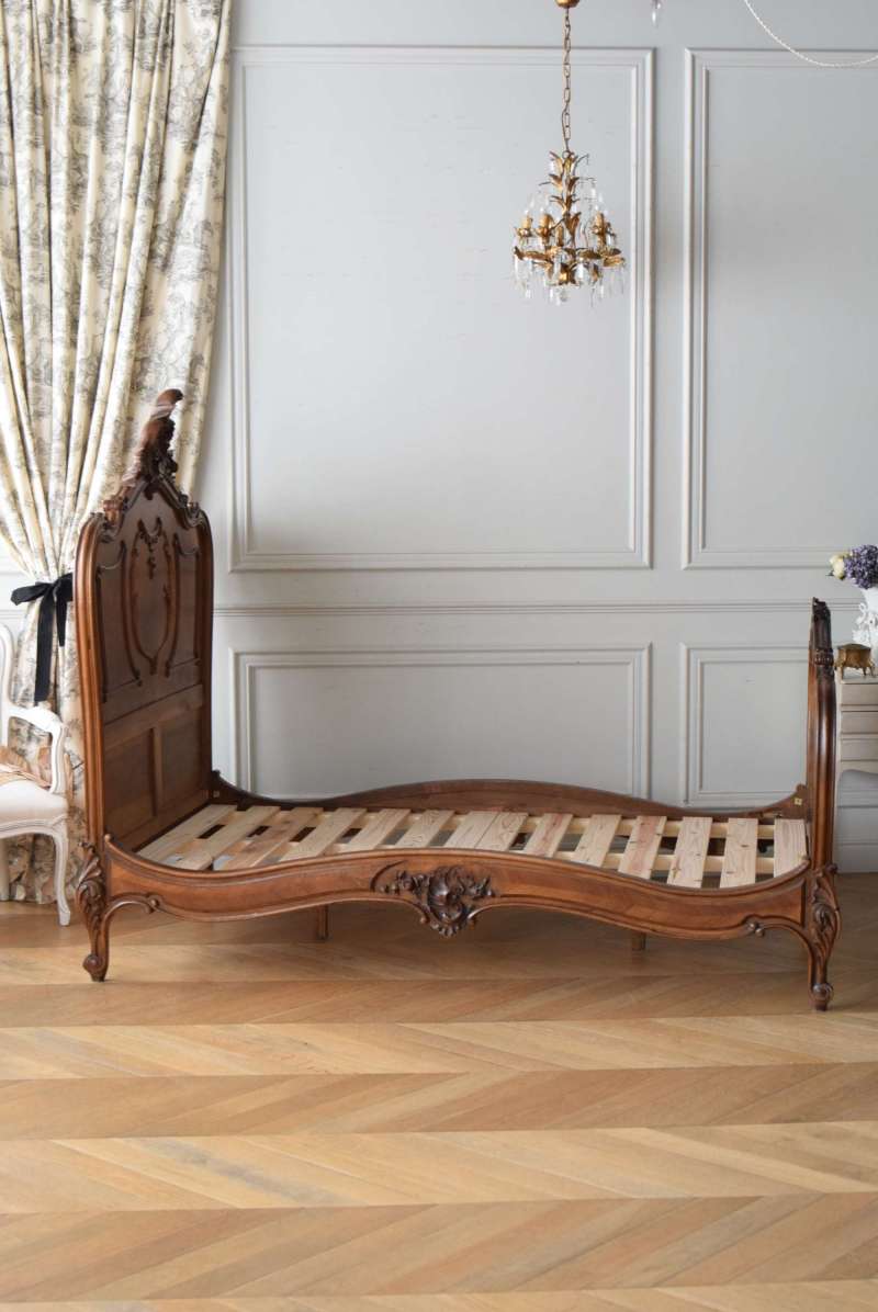 フランスアンティーク家具 アンティーク木製ベッド.5 アンティークベッド